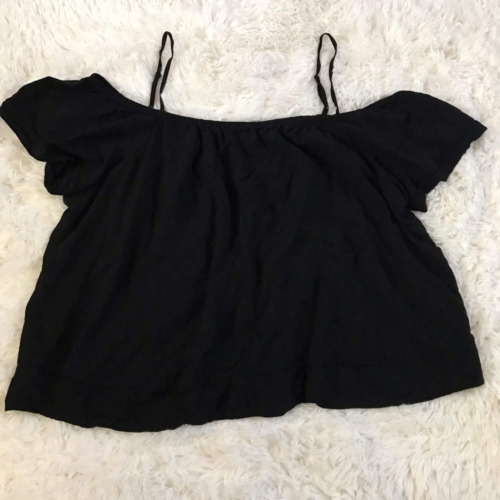 SALE NWOT Off the shoulder